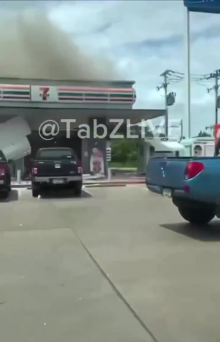 Multiple injuries and civilian fatalities after artillery fire by the Royal Cambodian Army struck a PTT Gas Station in Ban Phue, Sisaket Province of Northeastern Thailand