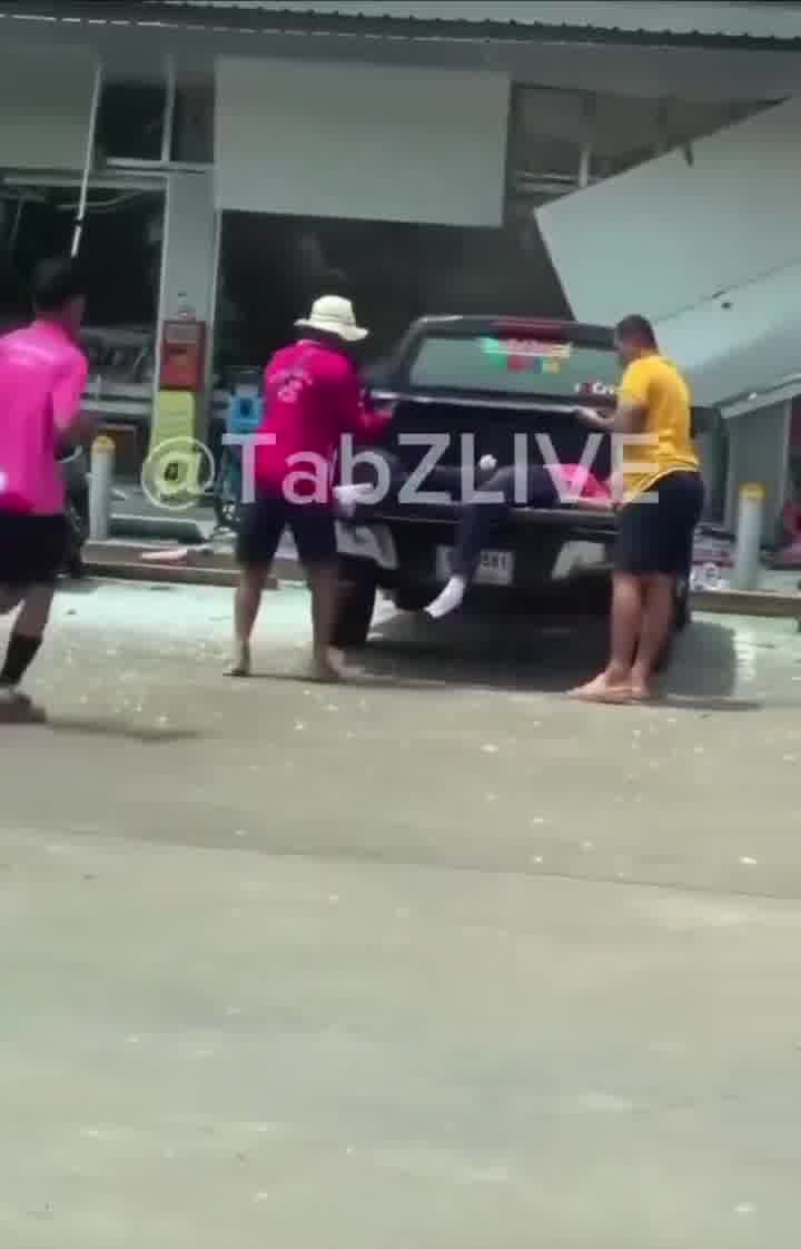 Multiple injuries and civilian fatalities after artillery fire by the Royal Cambodian Army struck a PTT Gas Station in Ban Phue, Sisaket Province of Northeastern Thailand