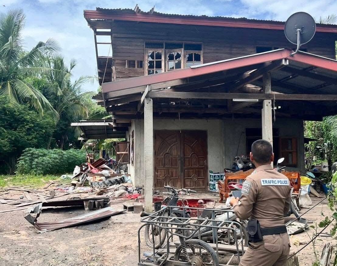 Bundit Unchit y Namkhong Boontaeng, de 8 años, civiles muertos en el subdistrito de Dan, distrito de Kap Choeng, provincia de Surin, durante el bombardeo transfronterizo.