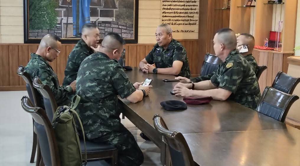 General Pana Klaewplodtuk, Commander of Anti-Cambodia Operations, ordered the launch of Operation Yuttha Bodin by land and air to counter Cambodia, after the National Police Office reported updated civilian death toll from Cambodian attacks increased to 12 people. Of these, 8 were in Sisaket province, 2 in Surin province, and 1 in Ubon Ratchathani province