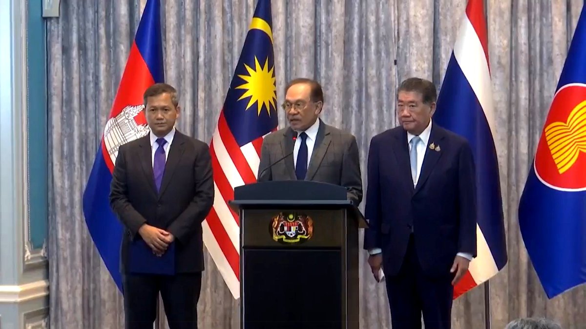 Malaysian Prime Minister Anwar Ibrahim, ASEAN chair, announced that Acting Prime Minister Phumtham Wechayachai and Cambodian Prime Minister Hun Manet have agreed to an immediate and unconditional ceasefire effective at midnight, marking the first step toward de-escalation and reflecting progress in the talks