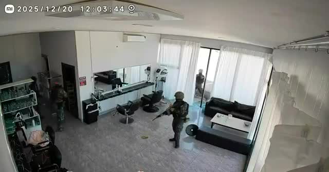 Security footage from Thmor Da showing RTMC marines investigating an abandoned hair salon / barbershop